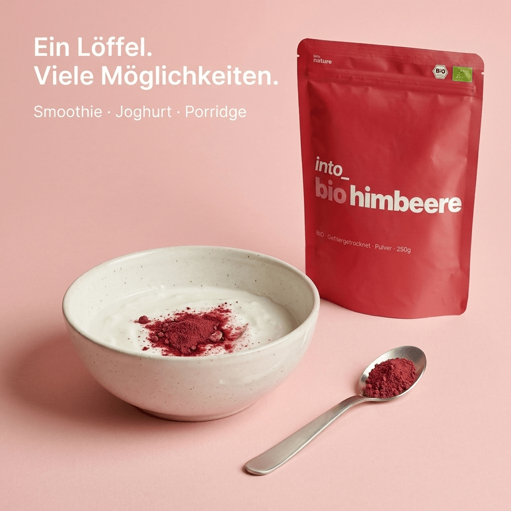 Bio-Himbeerpulver als fruchtige, natürliche Zutat in einer Joghurt Bowl