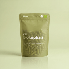 Verpackung der Into Nature Bio Triphala Kapseln Vorderansicht